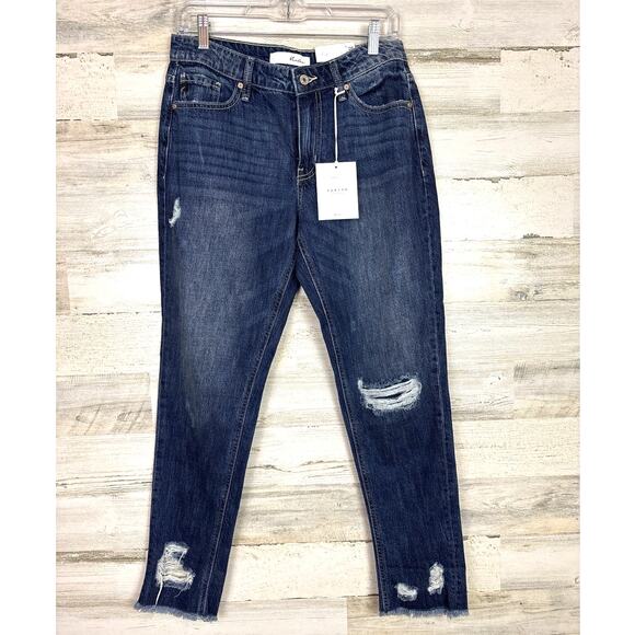 KanCan Women’s 26 Medium Wash Distressed Straight Fit Fray Ankle Jeans NEW - Picture 1 of 6